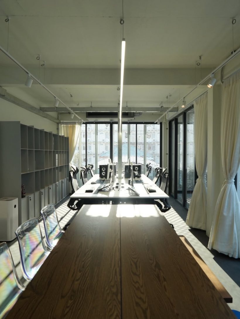 พระเอกดัง อวดโฉมออฟฟิศหรู สวยจนอยากให้คนบนฟ้าเห็น