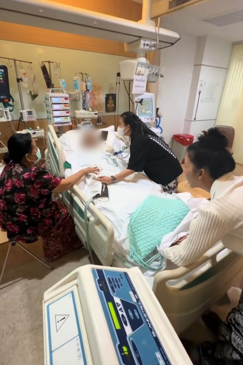 กลั้นน้ำตาไม่อยู่! จ๊ะ นงผณี เผยนาทีรดน้ำ-กราบเท้าลาคุณพ่อ