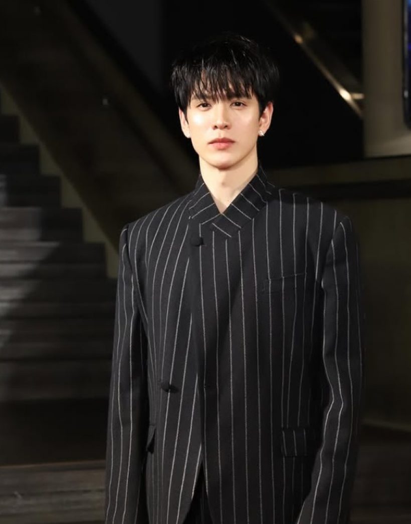 ยังไงเอ่ย? คนหน้าคล้าย 2 นักแสดงดัง จูบกลางงานสงกรานต์