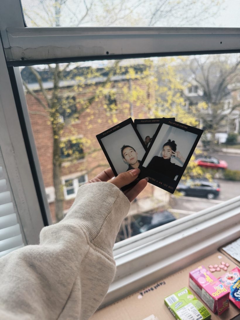 โลกสีชมพู!ก้อยพิธา อวดภาพคู่ฟีลแฟน จูงมือเดินเล่นรับลมหนาว