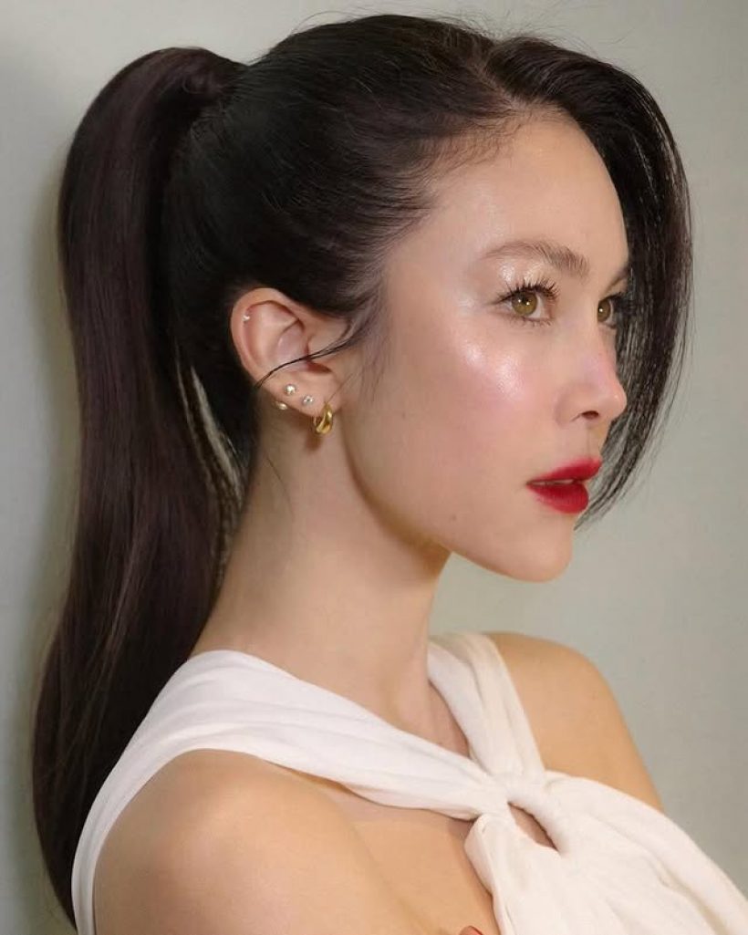 หน้าเด็กโกงอายุ! พอลล่า อวดช็อตเด็ดเอาอยู่ทุกสไตล์