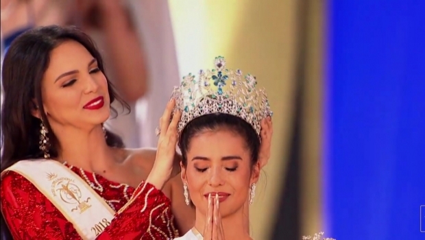 วินาที “น้องแอน” ตอบคำถามได้สุดปังสมมงกุฏ “Miss Supranational” (คลิป)