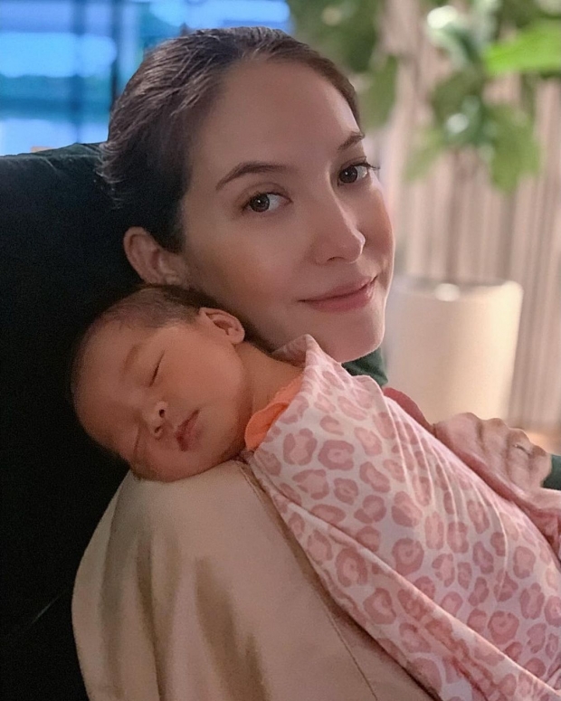 ชมความน่ารัก น้องคาญ่า ลูกสาว โอซา แวง จิ้มลิ้มน่าเอ็นดูสุดๆ 