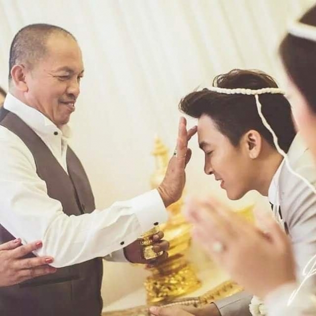 แบงค์ลูกเขยน้าค่อม โพสต์ภาพสุดบีบหัวใจ บอกพระอาทิตย์แค่ตก