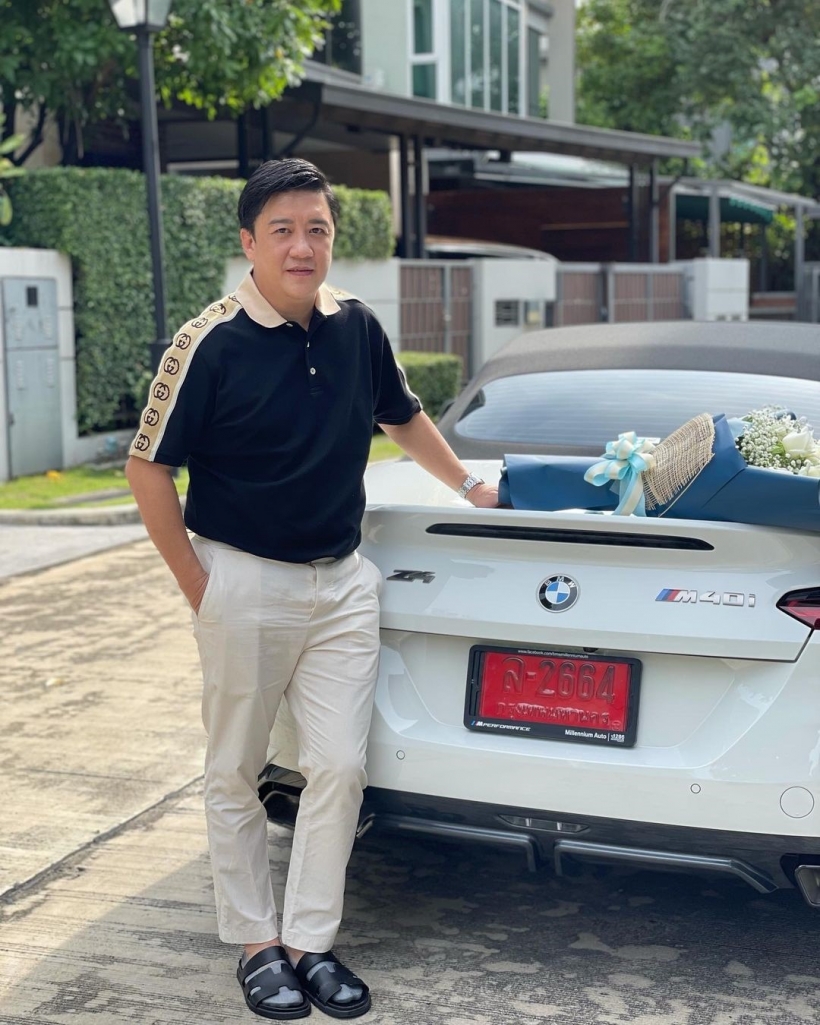 แสนดีที่หนึ่ง! พีพี ซื้อรถหรูเป็นของขวัญชิ้นใหญ่ให้คุณพ่อ