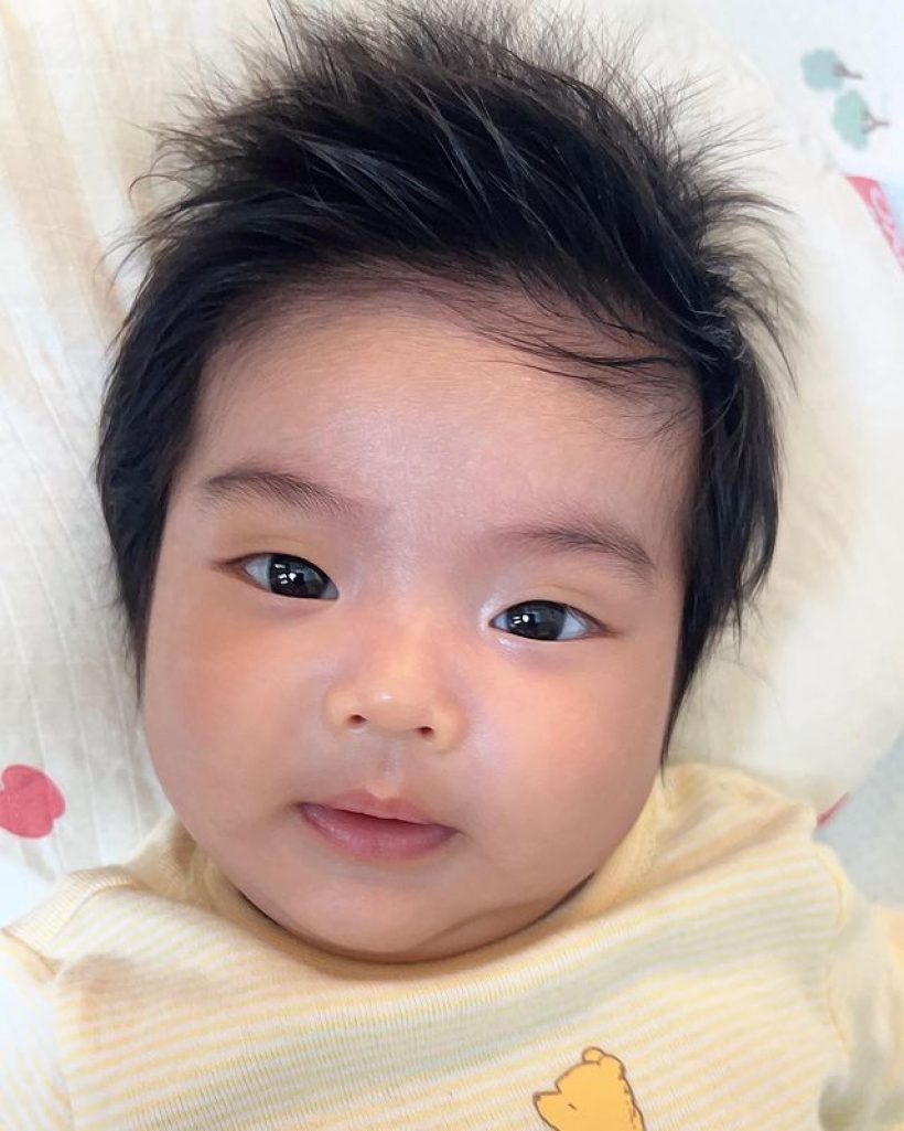 หลงเลยอ่ะ! น้องพีร์เจ ลูกชายพุฒ-จุ๋ยกินเก่งจ้ำม่ำแก้มน่าฟัดที่สุด