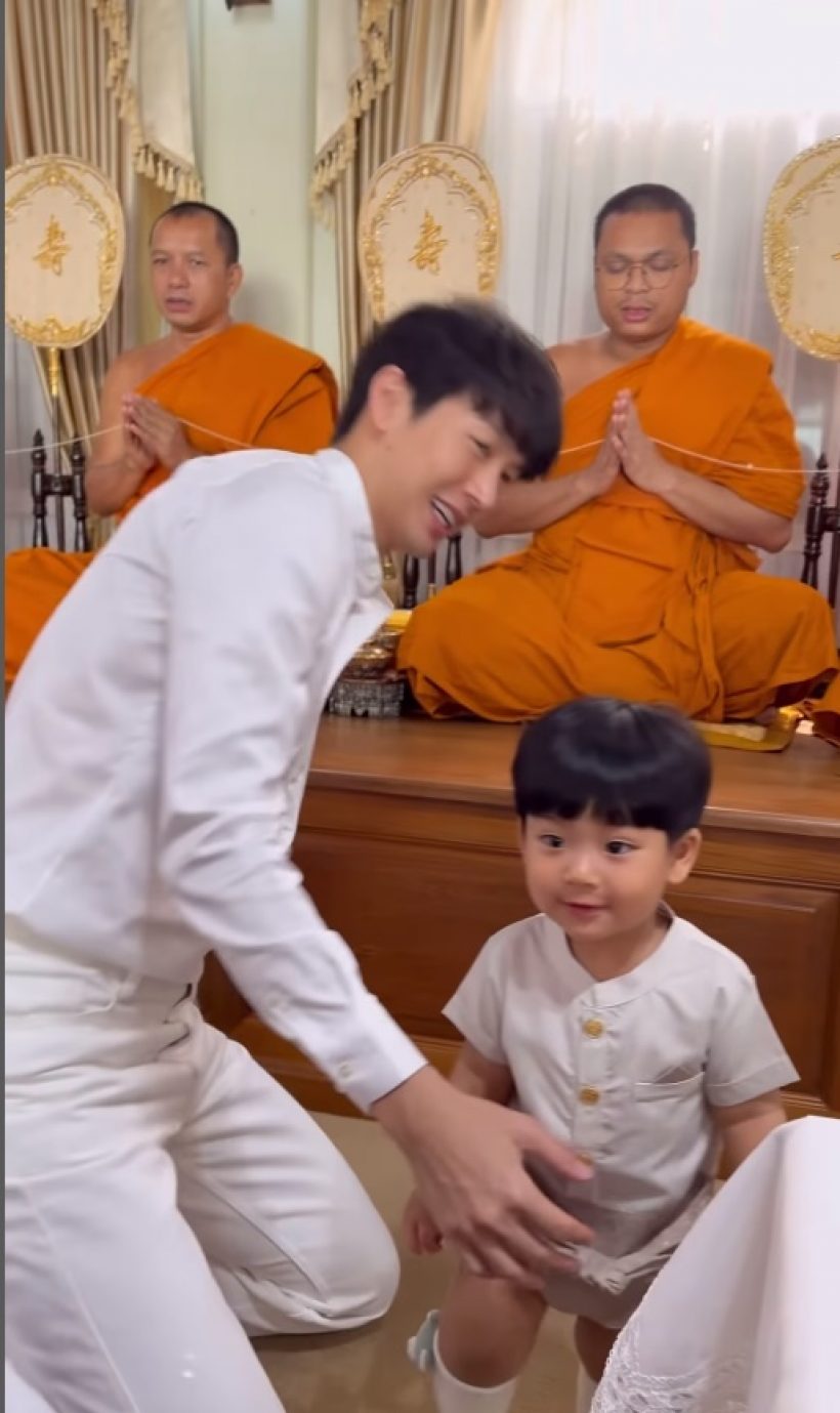 พุฒ-จุ๋ย พาลูกชายทำบุญวันเกิดครบ1ขวบ น้องพีร์เจใส่ชุดราชประแตน่ารักมาก