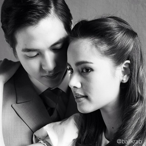 ‘ณเดช’ ว่าไง!? ‘ญาญ่า – เจมส์จิ’ สบตา หวานซึ้ง! ... 