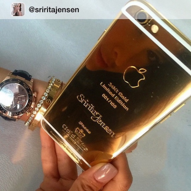 10 ดารา/คนดัง ที่ใช้ iPhone ทองคำแท้ ราคาเครื่องละ 159,000 บาท+++