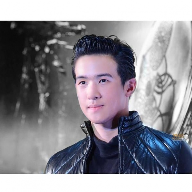 พักศึกชั่วคราว พ่อเหม-เจมส์ มาร์ สลัดผ้าอวดหุ่นล่ำขยี้ใจหญิง