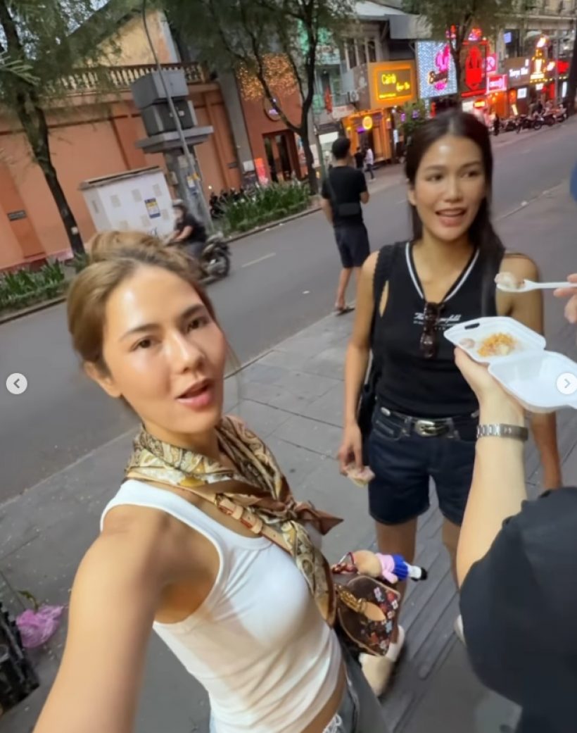 ดาราสาวดัง ทำชาวเน็ตปรบมือให้รัวๆ ปฏิเสธขนมจากแฟนเพื่อน