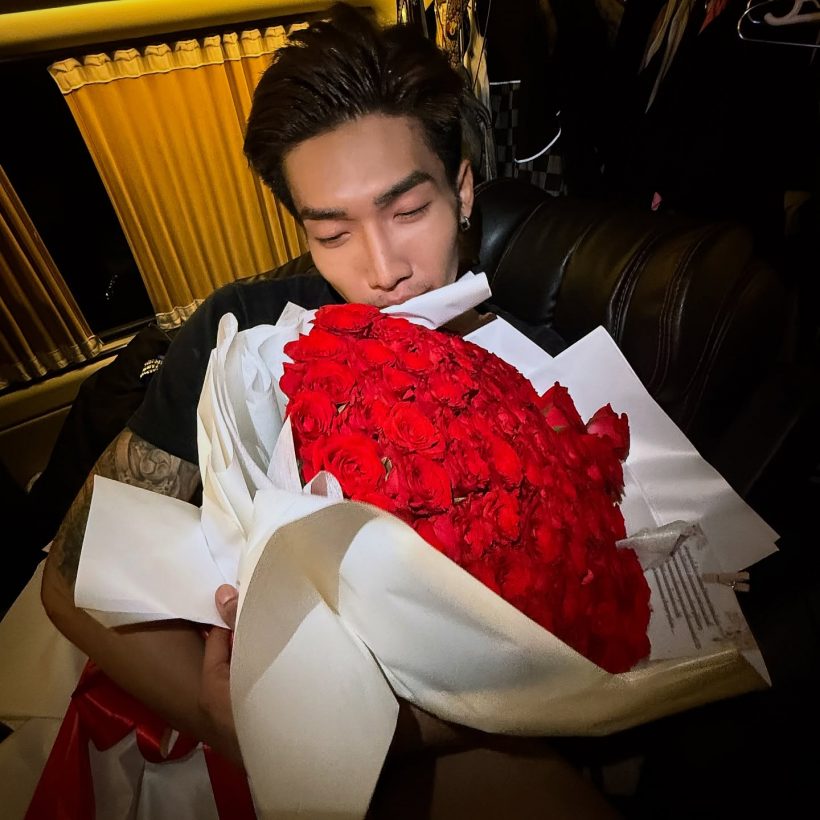 เเฟนๆเฮ! คู่จิ้นดังเลื่อนสถานะคบกันจริงเเล้วจ้า