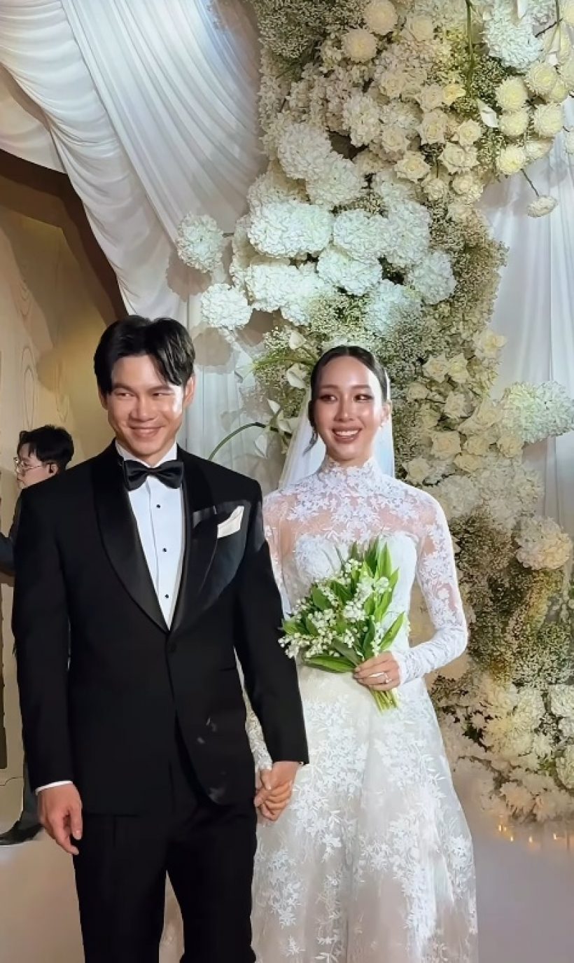 นางเอกดัง ควงสามีไปงานแต่ง อ้าย สรัลชนา สวยจนคนเหลียวมอง