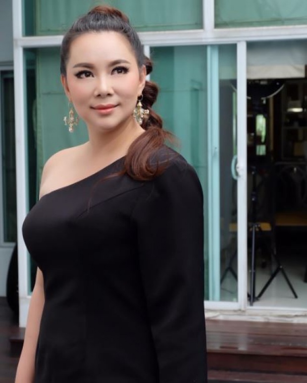 เพราะตำแหน่งนางสาวไทย ‘บุ๋ม ปนัดดา’ สวยจนคนจีบอื้อ ถูกผู้ชายขอแต่งงานถึง 13 คน!