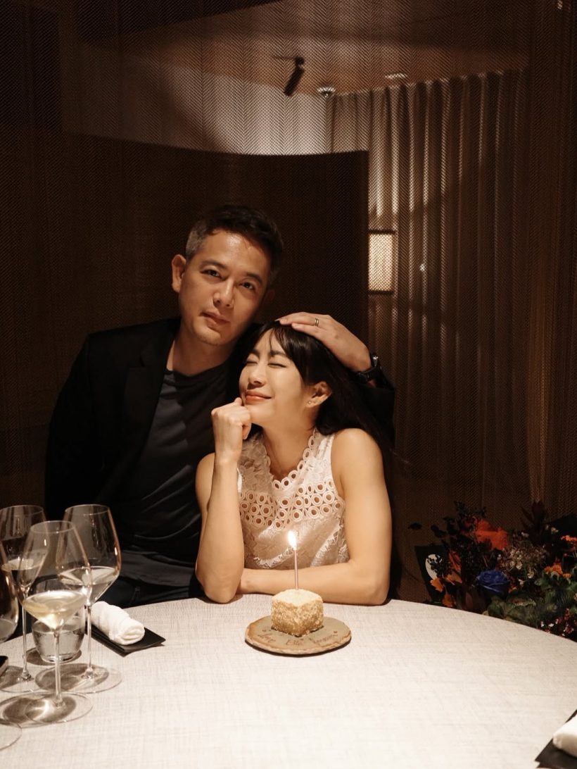 นานทีเห็น! วีเจจ๋า ณัฐฐาวีรนุช ลงภาพคู่สามี ผ่านไปกี่ปีก็ยังหล่อ