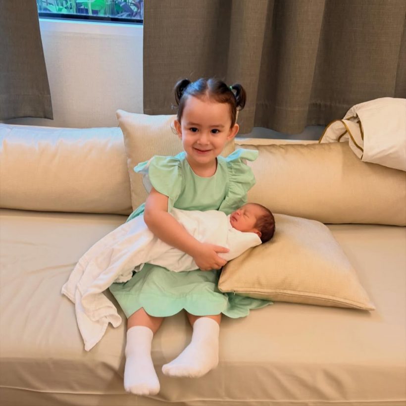 ไอซ์ อภิษฎา เผยสาเหตุรอยช้ำ ที่คอน้องโนอา หลังคลอด