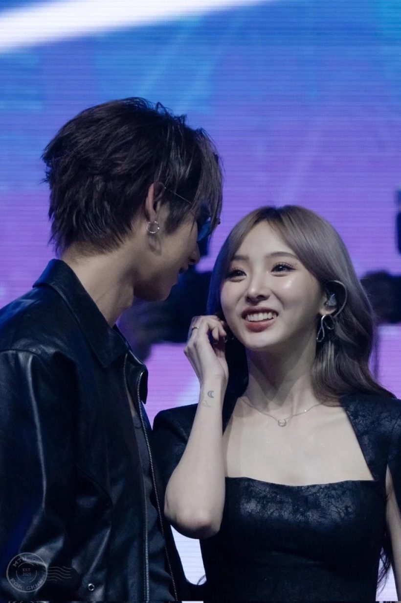 ชาวเน็ตจับโป๊ะคู่รักดัง อัลฟอล สัญญาณเลิกเเรงมาก!