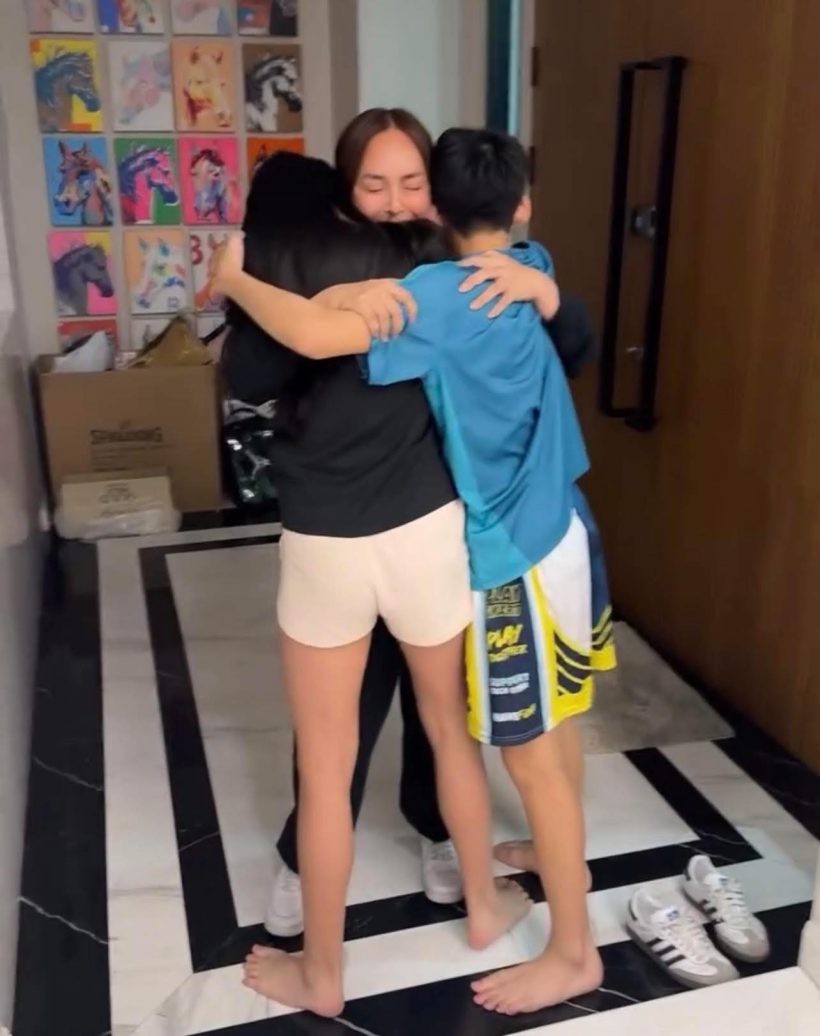 คอมเมนต์อย่างเดือด! ภาพ นานา กอดลูก คิดอะไรอยู่ถึงต้องโพสต์