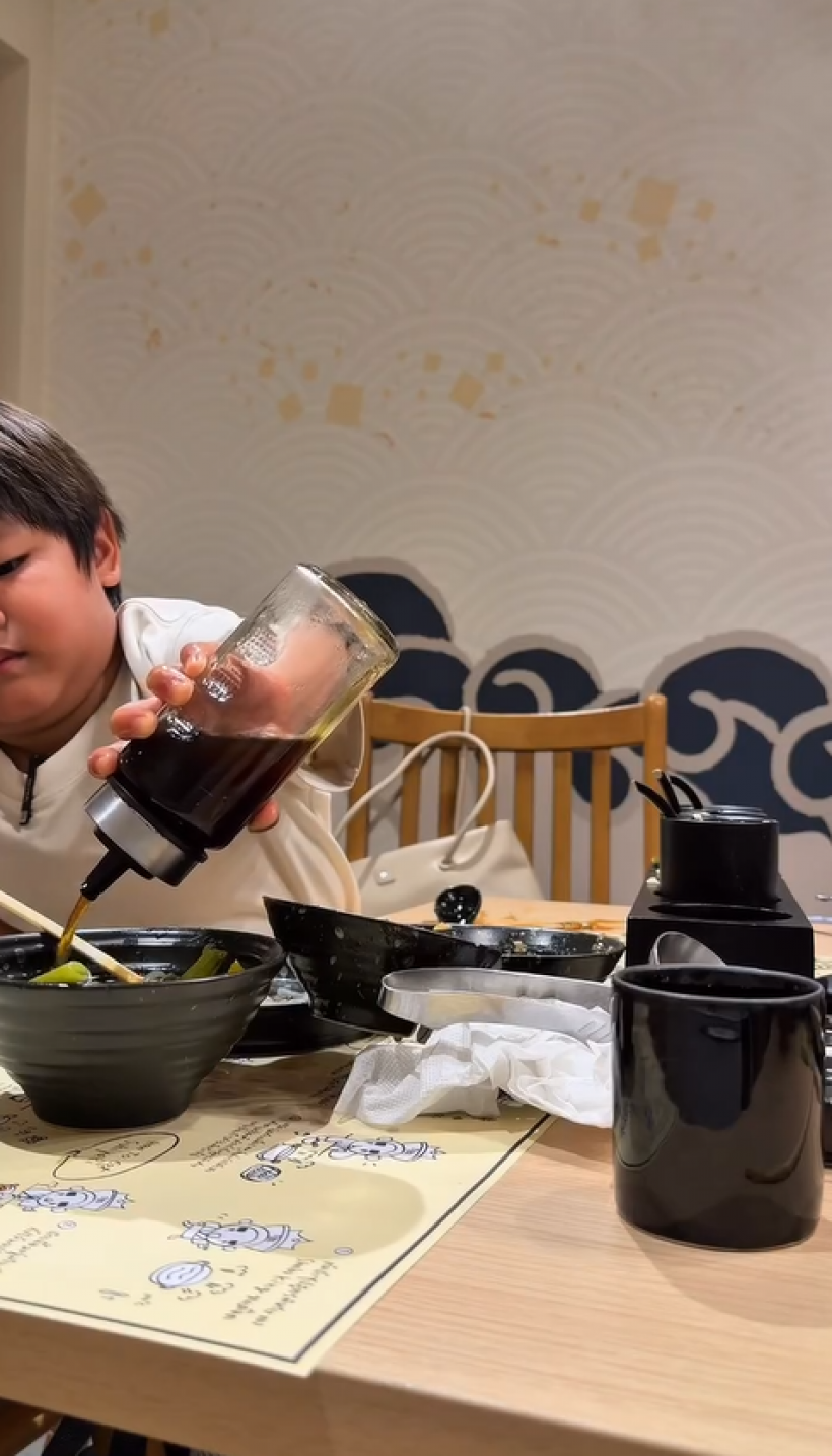 ดราม่า! น้ำชา ชีรณัฐ ปล่อยลูกเล่นซน เจ้าของร้านร้องไห้เเล้ว