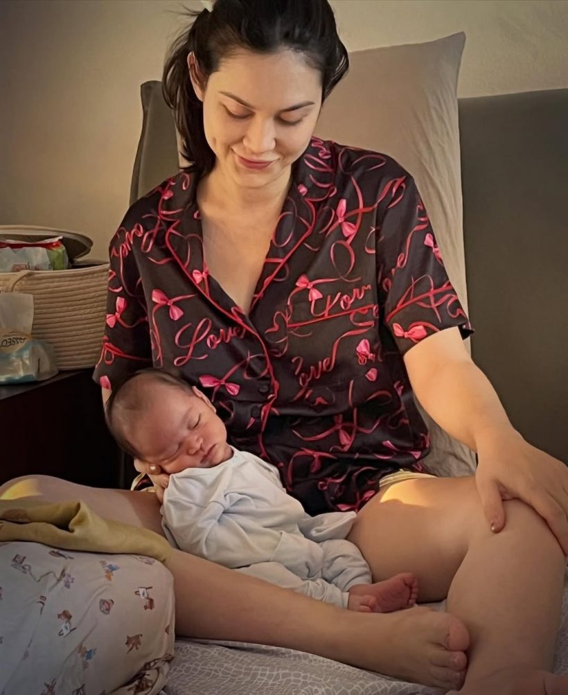 รีวิวชีวิตพ่อแม่ลูกอ่อน แมท-เฟม ตั้งใจเลี้ยงลูกเอง เห็นภาพแล้วรู้เลย