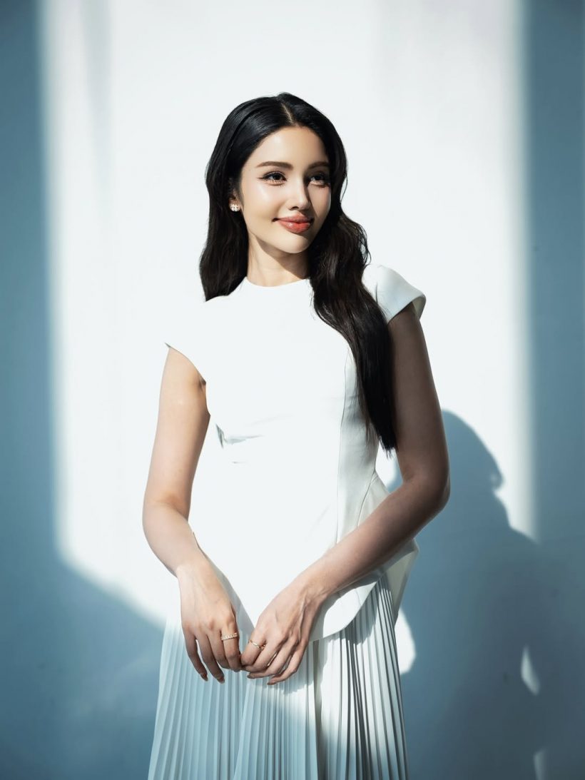 แฟนคลับเฮลั่น! นางงามคนดังประกาศก้าวสำคัญ ลุยงานละคร