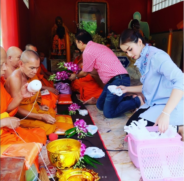 เปิดตัว ลูกสาวสุรชัย สมบัติเจริญ โชว์ร้องเพลงต่อหน้ารูปปั้น ปู่สุรพล