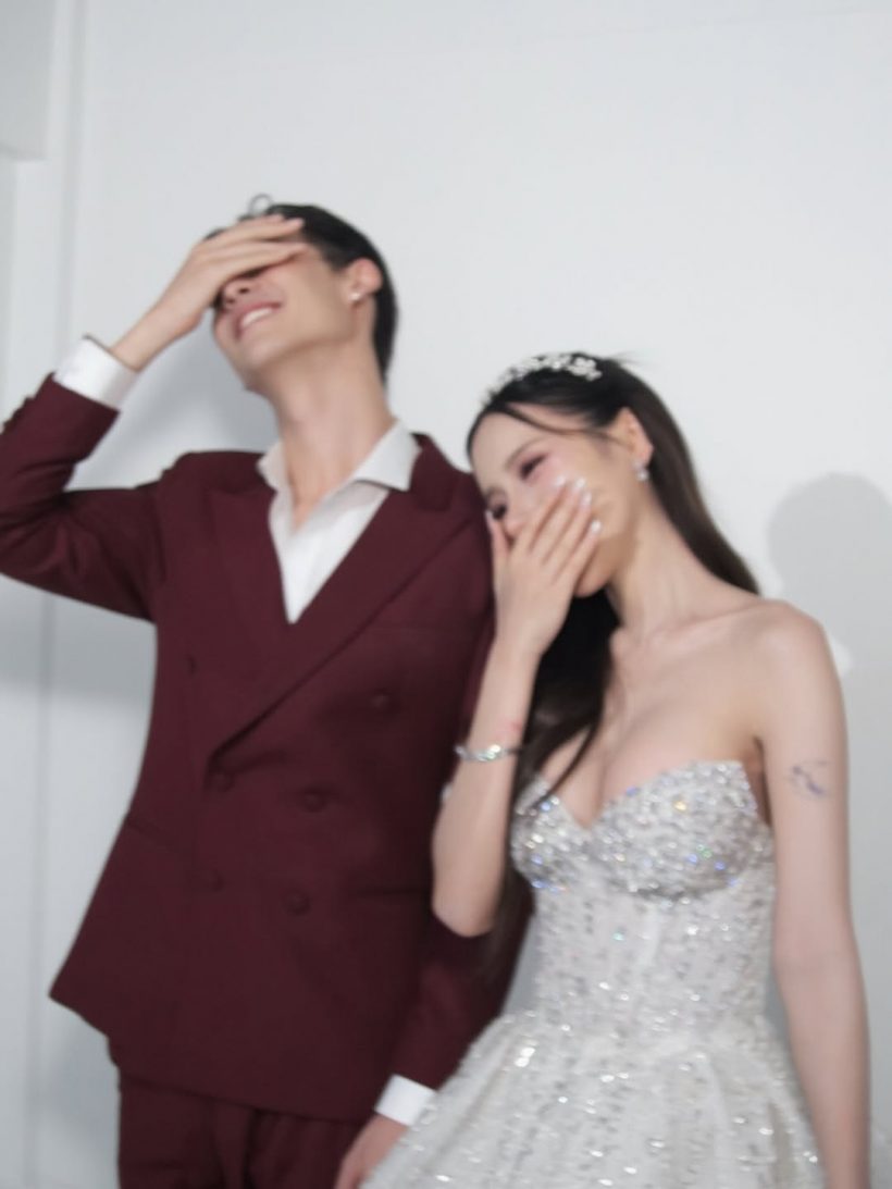 พระเอกฮอต ควงแฟนสาวเข้าพิธีวิวาห์ สวยหล่อออร่าพุ่ง