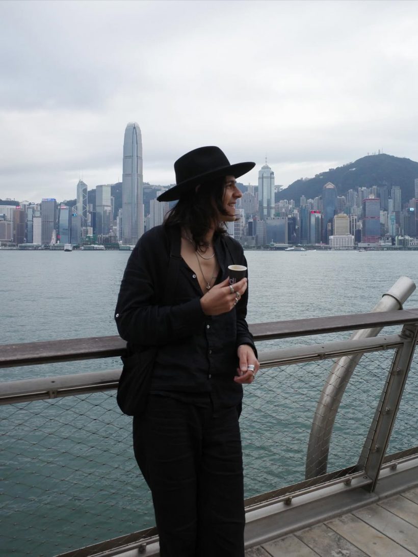 นางเอกดังหัวใจอินเตอร์ แฮปปี้รักหนุ่มต่างชาติ