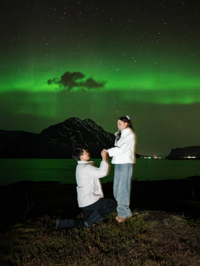 สิ้นสุดการรอคอย พระเอกขอนางเอกแต่งงาน กลางแสงเหนือ