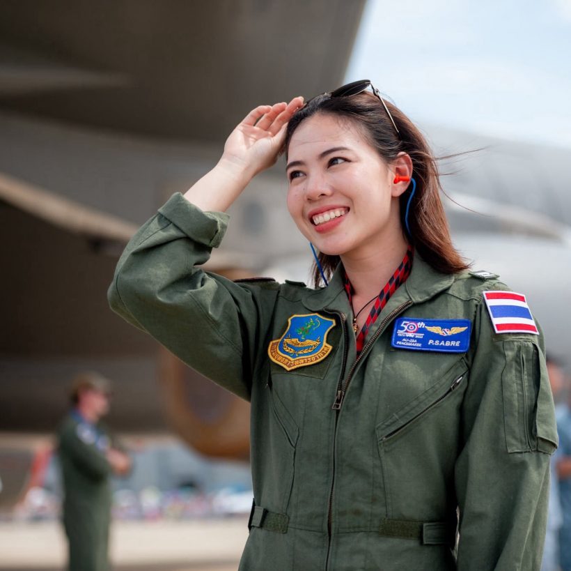 สุดยอด! จำได้มั้ยอดีตดาราเด็กล่าสุดผันตัวรับใช้ชาติเเล้ว