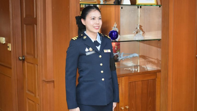 สุดยอด! จำได้มั้ยอดีตดาราเด็กล่าสุดผันตัวรับใช้ชาติเเล้ว