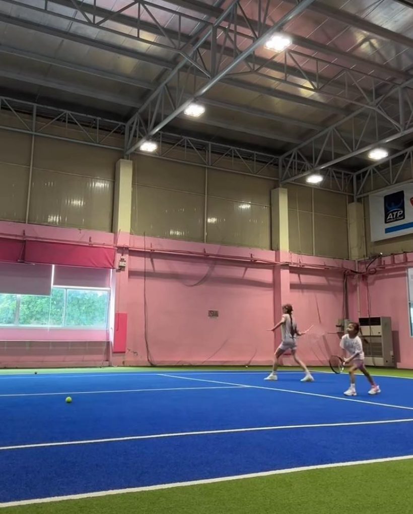 หายคิดถึง!เจนี่มิกกี้เล่นเทนนิสกับน้องโนล่า โมเมนต์นี้สุดอบอุ่น