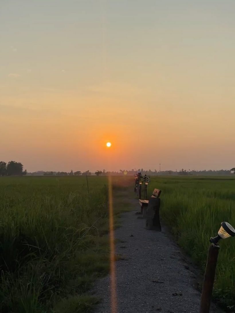ดาราสาวดัง ทิ้งลุคสวยหรู ใช้ชีวิตติดดินที่ต่างจังหวัด