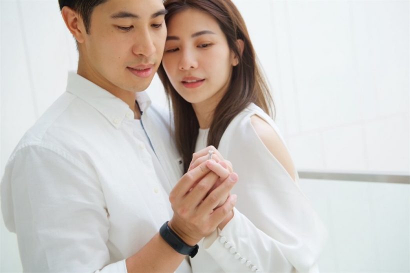 สละโสดแล้ว!บิ๊ก เบญจรงคกุล คุกเข่าขอแฟนสาวแต่งงาน