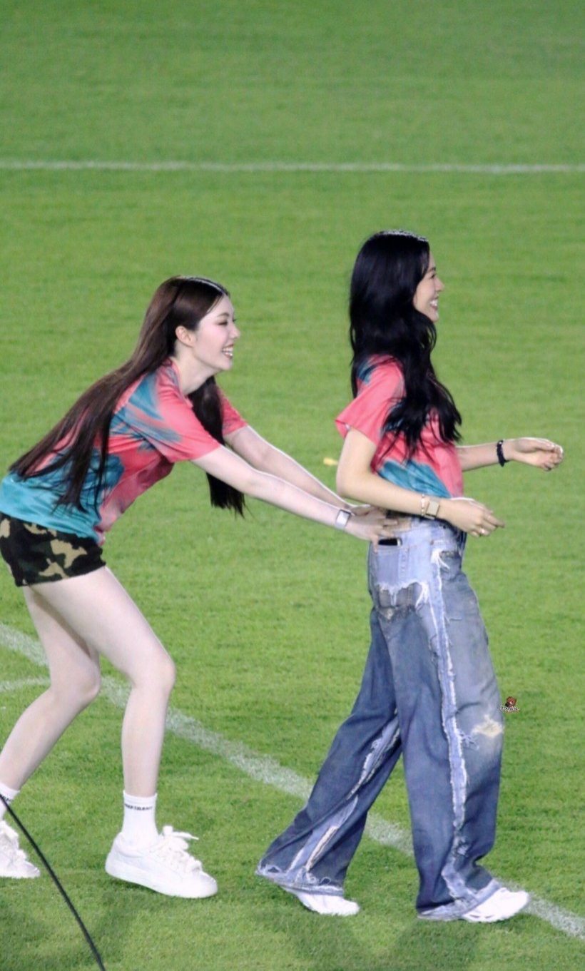 ขาวสว่างสะดุดตา! นางเอกดังตอบชัด พอกผิวหรือเปล่า?