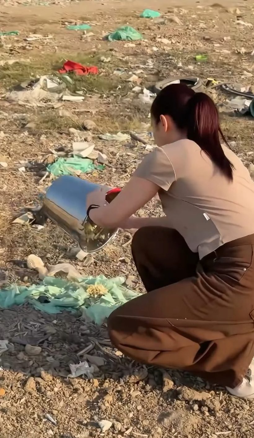 นี่แหละ พระเอกนางเอกตัวจริง ทำอาหารให้หมาจร 500 ชีวิต