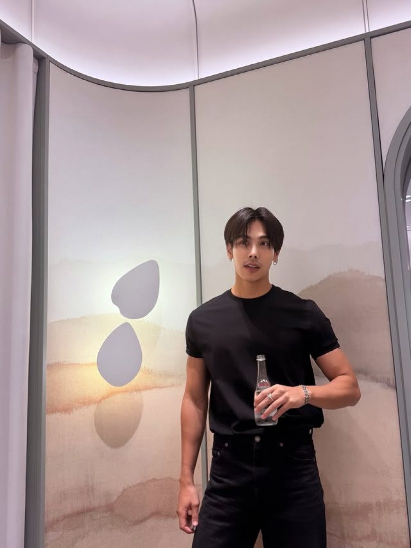 ตาค้าง! นาฬิกา ตรีภรภัทร สีสันสดใสแต่ราคาไม่อ่อนโยน