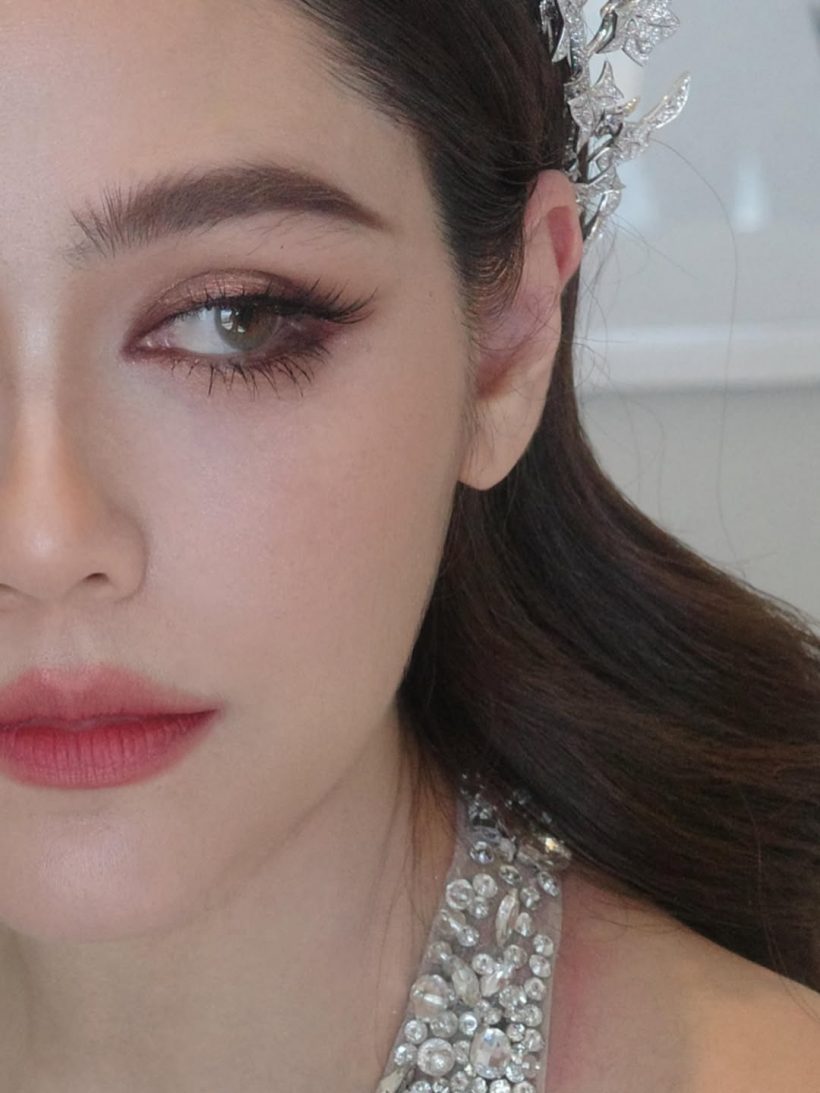 ซูมหน้า ชมพู่ อารยา พรมแดงคานส์วันที่2 ทุกคนพูดถึงเมคอัพว่า..?