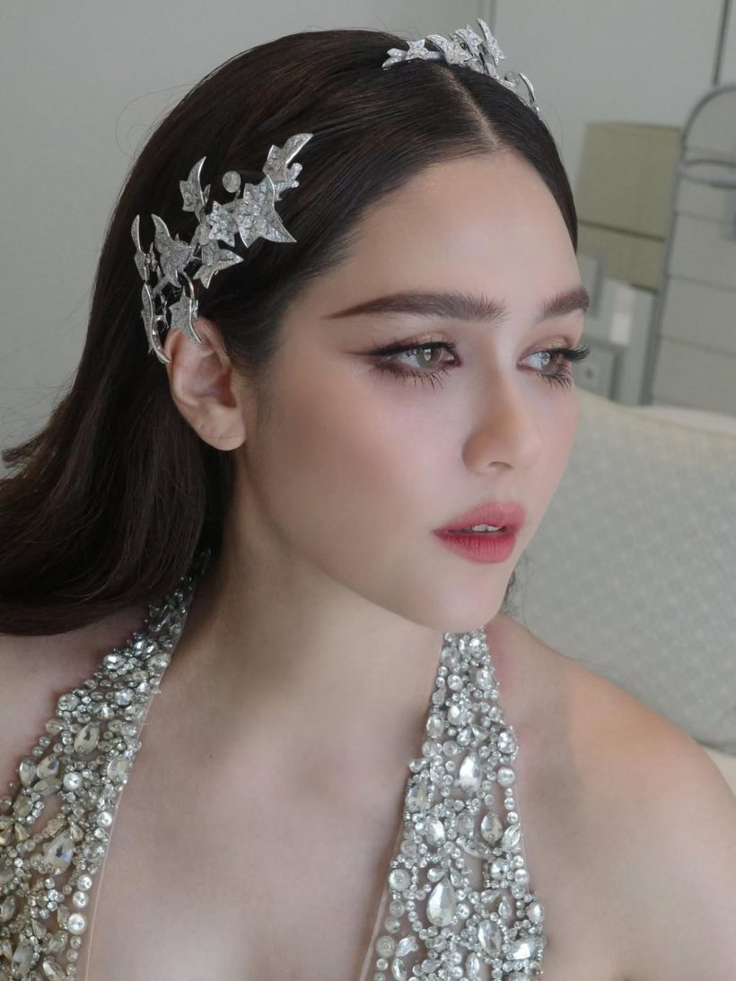 ซูมหน้า ชมพู่ อารยา พรมแดงคานส์วันที่2 ทุกคนพูดถึงเมคอัพว่า..?