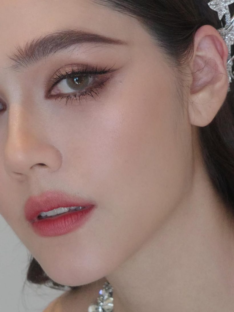 ซูมหน้า ชมพู่ อารยา พรมแดงคานส์วันที่2 ทุกคนพูดถึงเมคอัพว่า..?