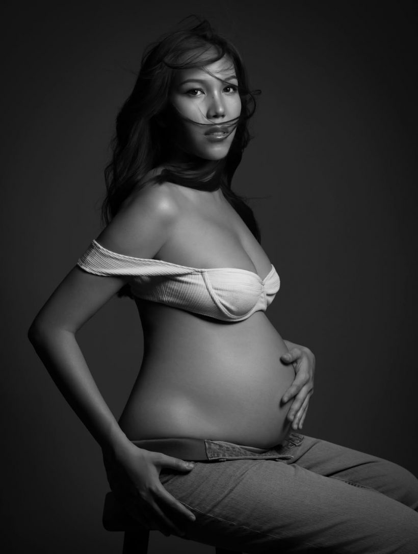 ไฮโซสาวทายาทสื่อดัง ตื่นเต้น ใกล้คลอดลูกคนเเรก