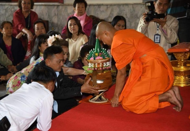 เปิดภาพชุด!! หลวงพี่เจ เข้าพิธีอุปสมบท ที่วัดบางช้างเหนือ อ.สามพราน จ.นครปฐม