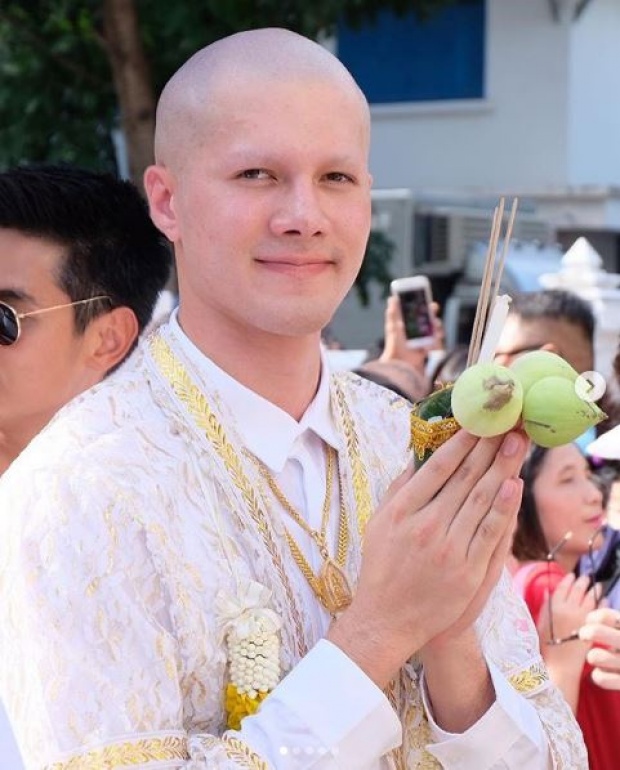 พระเอกสายชิว!! ส่องชุดที่ “เวียร์ ศุกลวัฒน์” ใส่ไปร่วมงานปลงผม “มิกค์ ทองระย้า” (มีคลิป)