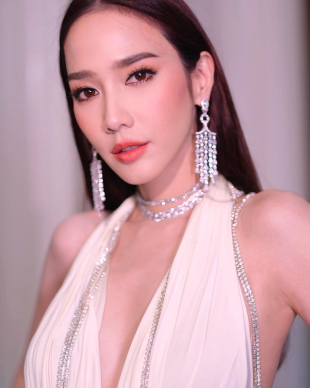 ปังมากจ่ะเเม่!! เปิดลุค อั้ม พัชราภา สวยจัดเต็มในงานวันเกิดฉลองอายุ 41 ปี 