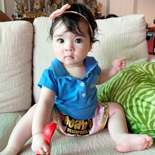 น่ารักจังลูก ลิเดียโพสต์ภาพ น้องเดมี่ ในชุดกางเกงมวยค่ายคงสิทธา 