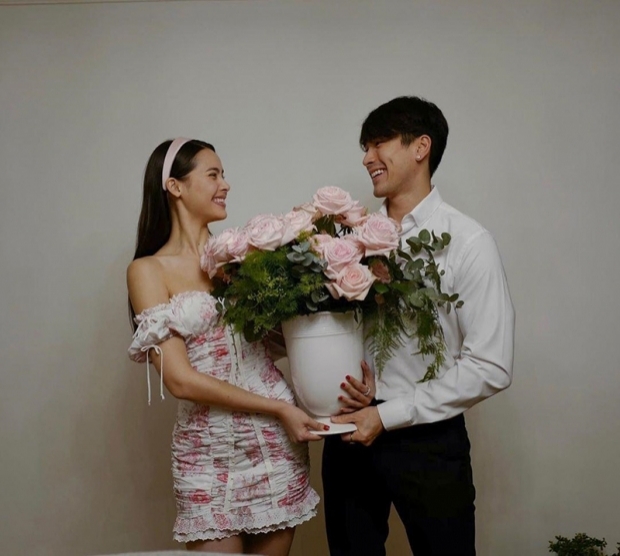 ณเดชน์ อวดภาพ ญาญ่า กับแคปชั่นสุดโรแมนติก “ลิเดีย” ยังต้องขอแซว