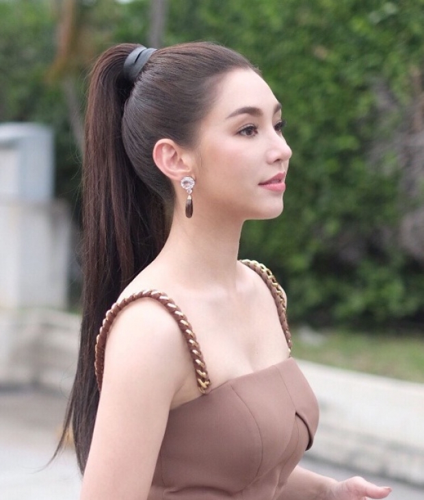 เบลล่า สวยเผ็ด ลุคนี้ทำไอจีเเตก เพื่อนๆเเห่คอมเมนต์ทัก