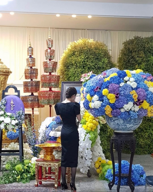 บรรยากาศงาน พระราชทานเพลิงศพ คุณพ่อ เเต้ว ณฐพร (คลิป)