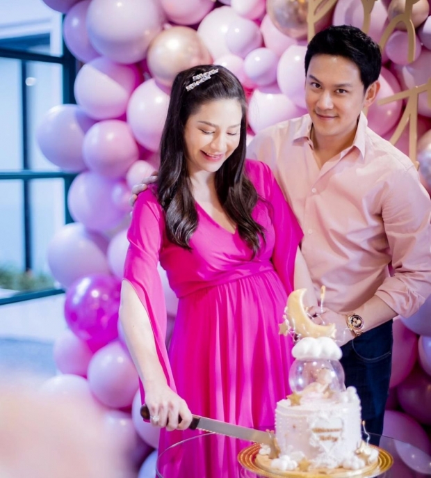 ฟลุค-นาตาลี จัดปาร์ตี้ Baby Shower ต้อนรับเบบี๋หมื่นล้าน ลูกสาวคนแรก