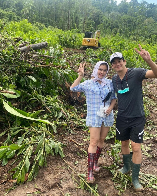 ส่องชีวิตเขยจันทร์ ชาคริต ลุยงานไม่หยุดแม้ฝนตก งานนี้น้องโพธิ์คุมเอง